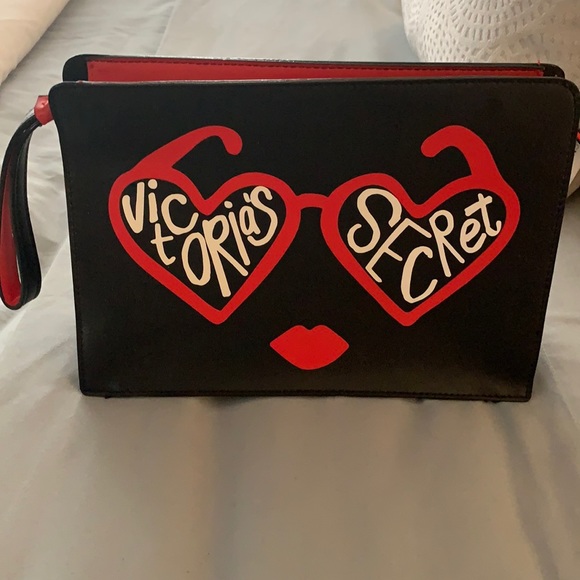 NEW VICTORIA SECRET CLUTCH/MAKEUP BAG - Picture 5 of 5